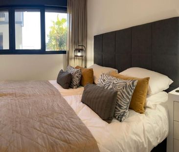 Planta baja de alquiler en Sup-s1 Soto Resinera, 10, La Concha - Re... - Photo 2