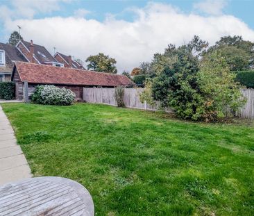 3 bedroom detached house to rent - Photo 5