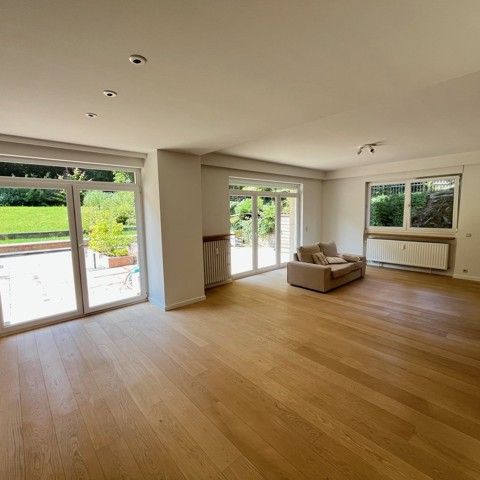 Verhuur appartement 2 kamers, 166m² - Photo 1