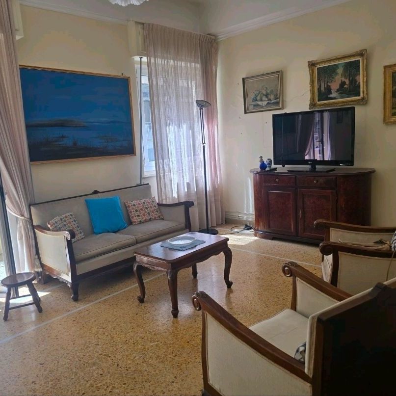 Διαμέρισμα για ενοικίαση - Κέντρο - Λιμάνι, - Φωτογραφία 1
