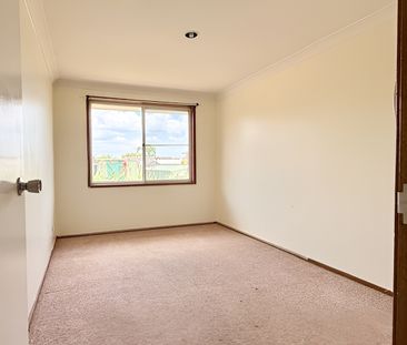 Hillvue - Large family home - Photo 3