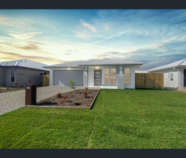 67 Salonika Cct, Bushland Beach, Qld 4818 - Photo 1
