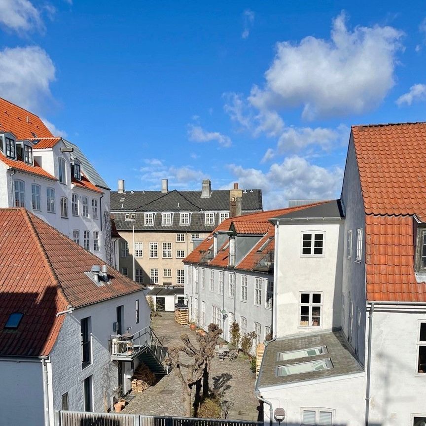 Dronningensgade, 1420 København, Danmark (208-1816-01-001) - Photo 1