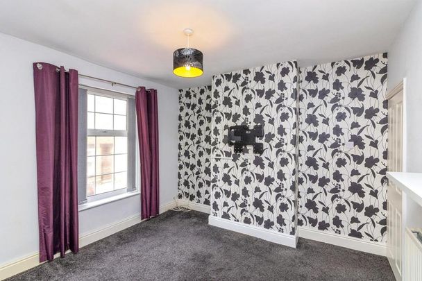 3 bedroom terraced house to rent - Photo 1