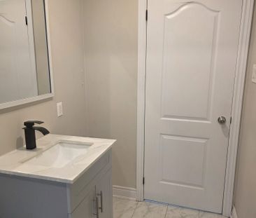 For Lease - 4554 Third Avenue Unit# MAIN, Niagara Falls, Ontario - Photo 4