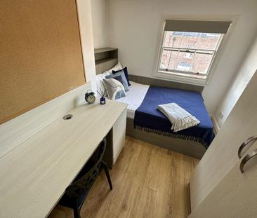 6 bedroom terraced house to rent - Photo 6