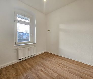 Familienwohnung mit Balkon in ruhiger Lage - Foto 4