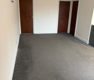 2 Bed Flat, Griffin, S61 - Photo 4