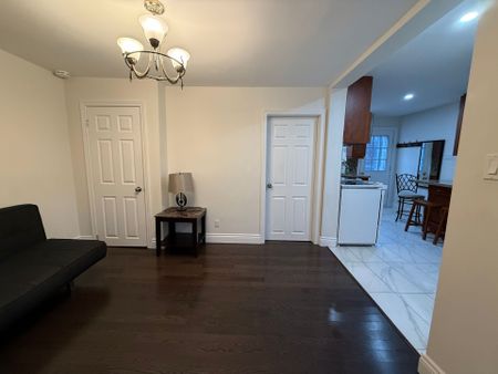 For Lease - 24 Poplar Avenue Unit# Main, Toronto, Ontario - Photo 2