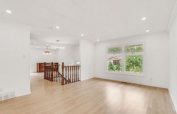 For Lease - 1294 Forest Hill Unit# Upper, Oakville, Ontario - Photo 1