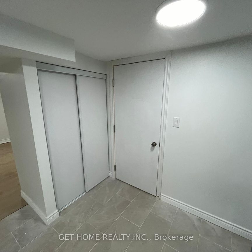 For Lease - 116 Southlawn Avenue Unit# #Bsmt, Oshawa, Ontario - Photo 1