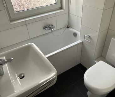 Helle Erdgeschoß-Wohnung einfach zum Wohlfühlen! - Photo 5