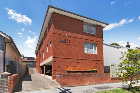 4/116 Moore Street, Leichhardt NSW 2040 - Apartment For Rent | Domain - Photo 2