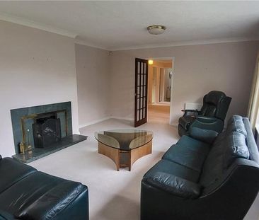 3 bedroom bungalow to rent - Photo 3