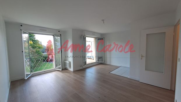 Studio avec balcon vue sur Marne – Bry-sur-Marne (Quai Louis Ferber) - Photo 1