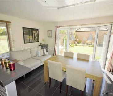 3 bedroom property to rent in St Neots - Photo 2