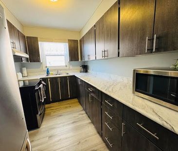 For Lease - 9 Donald Avenue Unit# 2, Toronto, Ontario - Photo 2