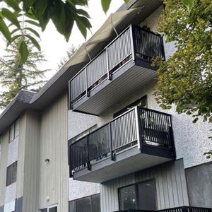 Blueridge Apartments - Photo 2