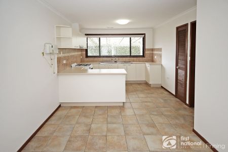 1/17 Tucker Street, 3977, Cranbourne Vic - Photo 5