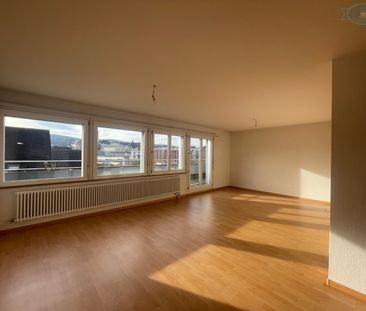 Spacious 4.5-room apartment in the center of Porrentruy - Photo 5