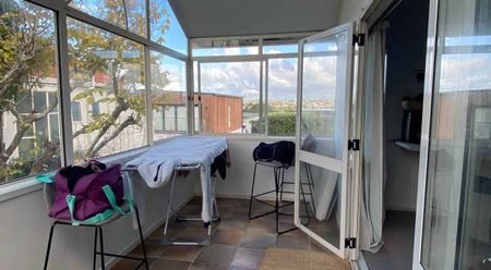 3 Bed 2 Bath Walk to Beach - Photo 5