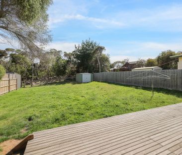 36 Hobsons Parade Cowes VIC - Photo 1