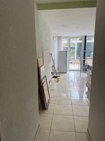 Charmante Wohnung mit schönem gedecktem Sitzplatz + grossem Garten - Photo 5