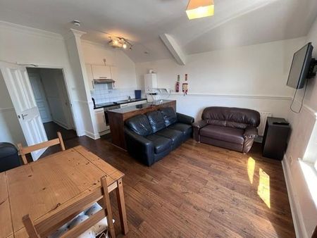 1 bedroom flat to rent - Photo 4