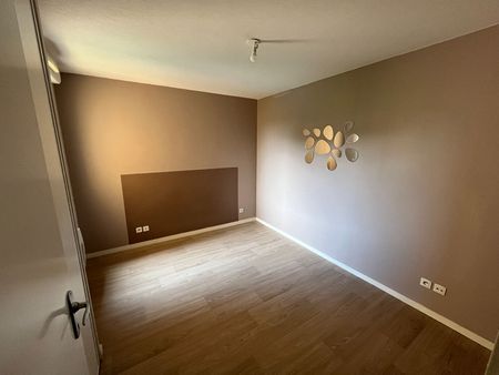 Location Appartement 2 pièces 48m² - Photo 2