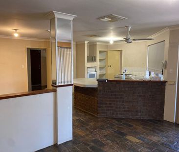 FOR LEASE – 190 Woodland Parade, Stake Hill WA 6181 - Photo 1