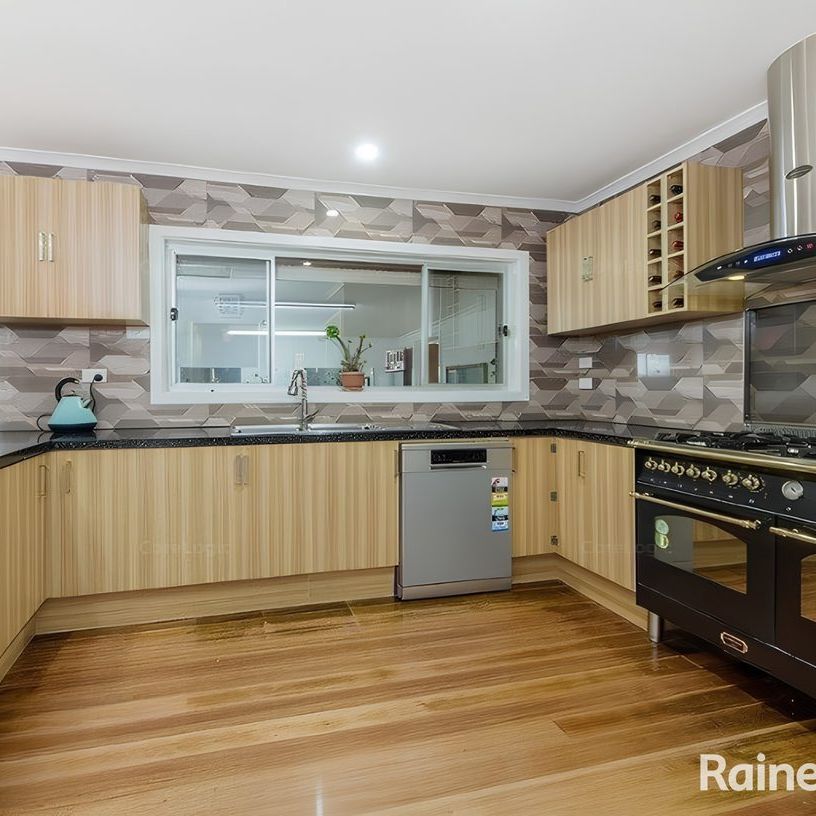 Family Home - Photo 1