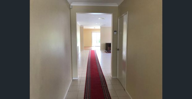 SPACIOUS FAMILY HOME - Photo 1