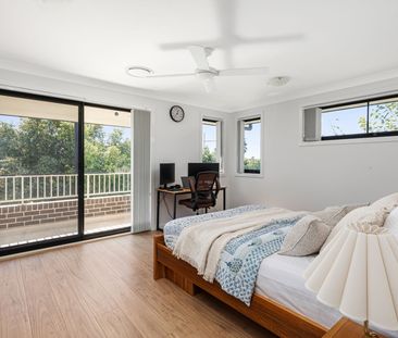 Stylish & Spacious Family Home in a Prime Location - Photo 3