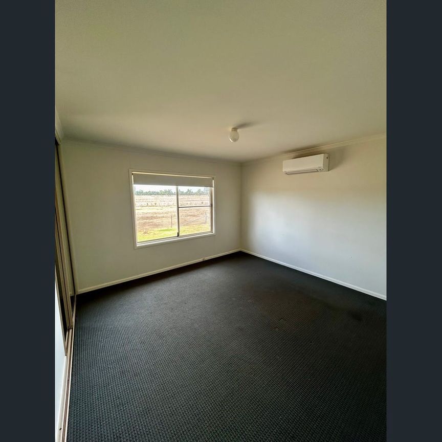 Charming Country Living - Photo 1