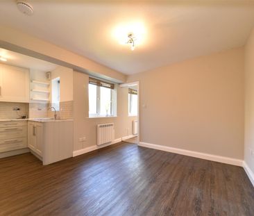 Prestatyn Close, Stevenage, SG1 - Photo 4