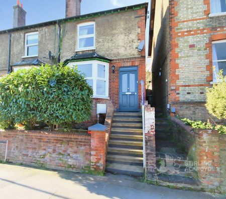 Walnut Tree Close, Guildford, Surrey, GU1 4UQ - Photo 4