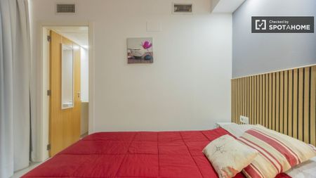 valencia, Valencian Community 46018 - Photo 5