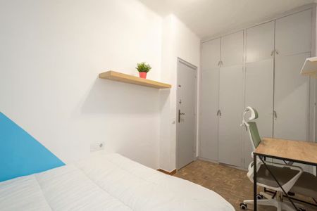 Carrer de Pi i Margall, Barcelona, Catalonia 08025 - Foto 3