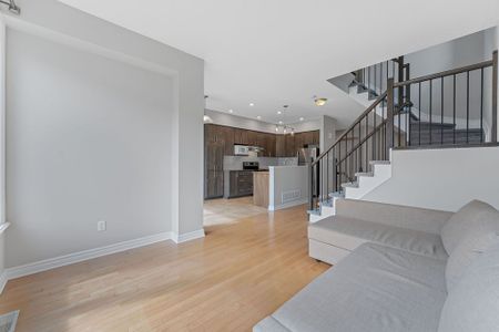 For Lease - 116 Popplewell Crescent, Barrhaven, Ontario - Photo 4