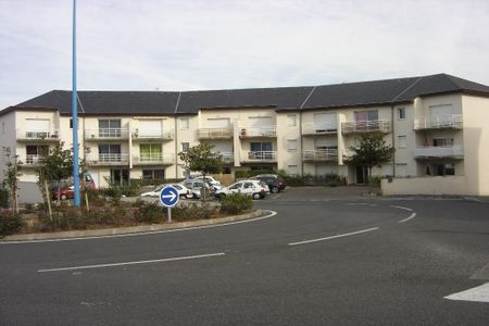 Location Appartement 2 pièces 50m² ONET LE CHATEAU 12850 - Photo 5