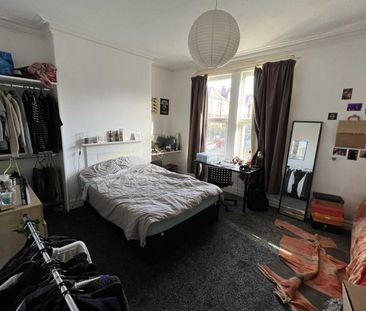 6 Bedroom Student Lets in Leeds - Photo 6