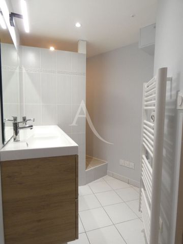 Location Maison 3 pièces 63m² - Photo 2
