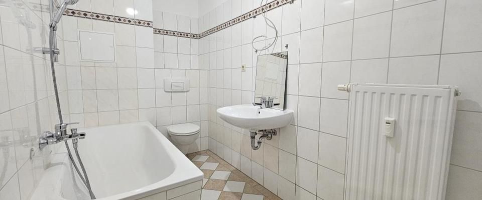 Hier wohnt man gerne, ruhige Lage mit Balkon - Foto 1