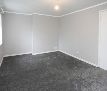 18 Springwell Crescent, Groomsport, BT19 6JZ - Photo 3