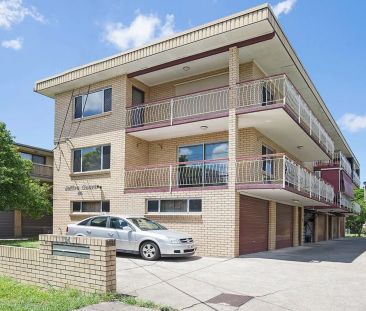 4/23 Joffre Street, Coorparoo. - Photo 1