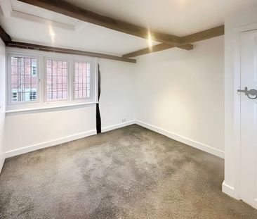 One-Bedroom Cottage - Photo 4