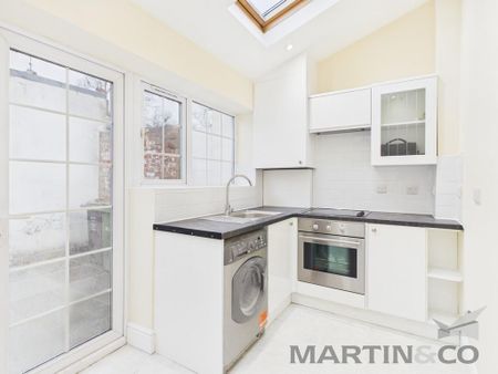 2 bedroom terraced house to rent - Photo 4