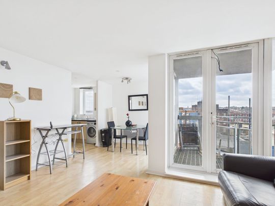 2 Bedroom - Photo 1