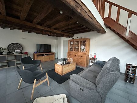 Location Maison 6 pièces 144m² MELESSE 35520 - Photo 2