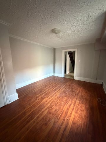 250 Lisgar Street Ottawa Canada - Photo 3